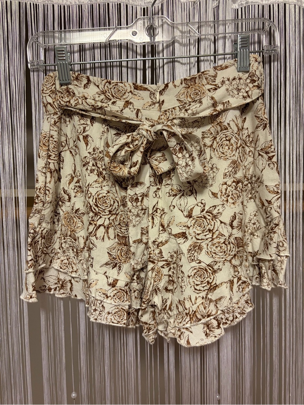 Blue Rain by Francesca’s Floral Linen Shorts